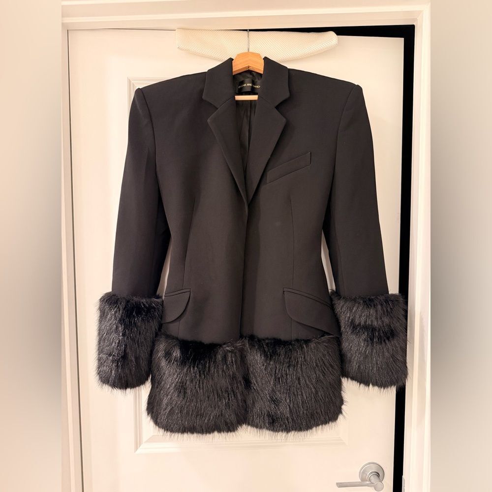 NWOT BRONX AND BANCO Emerson Black Blazer Dress - Picture 5 of 16
